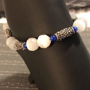 White Cat-Eye Silver Barrel Handmade Ankle Bracelet